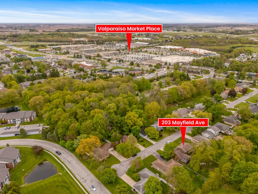 203 Mayfield Avenue Valparaiso, IN 46383