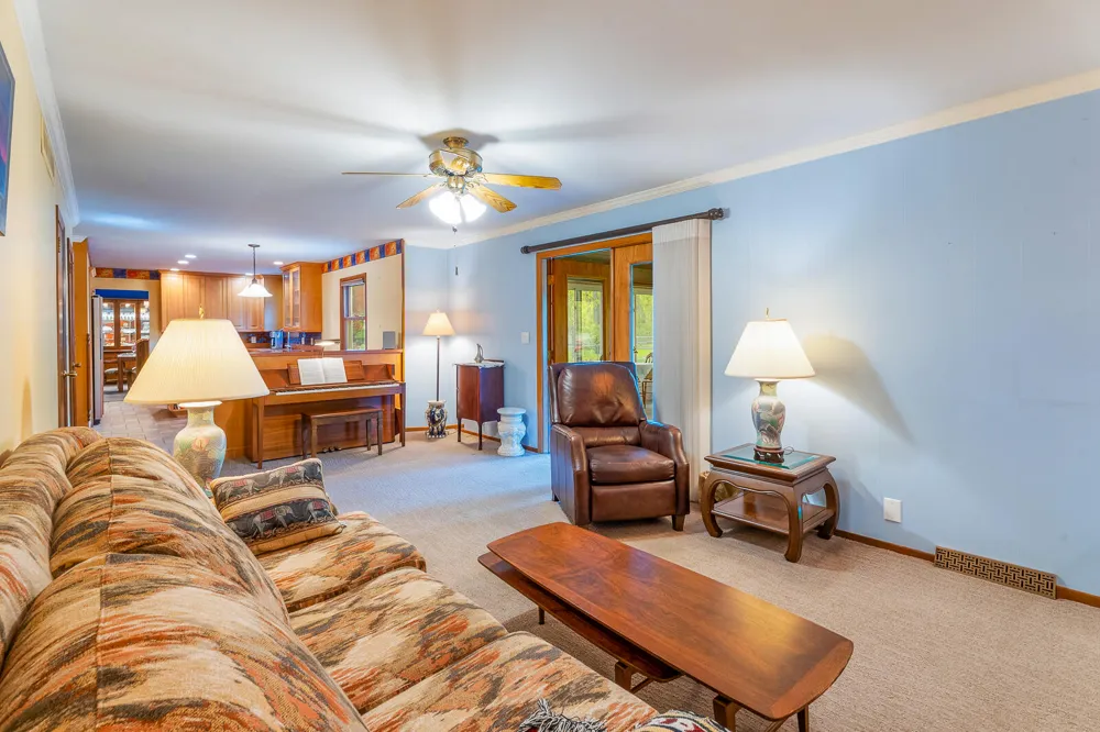 203 Mayfield Avenue Valparaiso, IN 46383