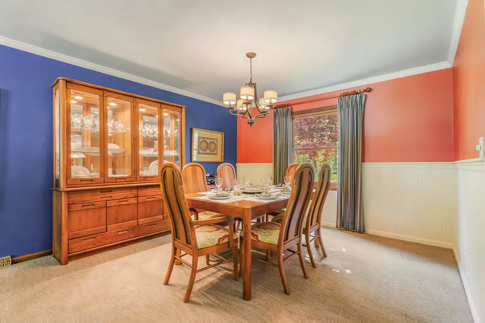 203 Mayfield Avenue Valparaiso, IN 46383
