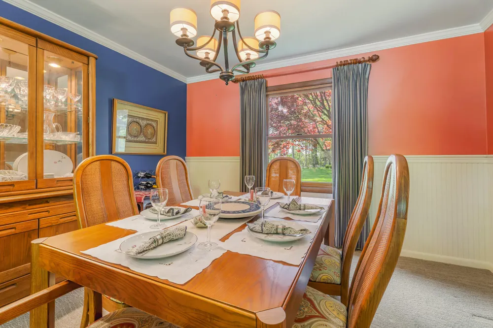 203 Mayfield Avenue Valparaiso, IN 46383