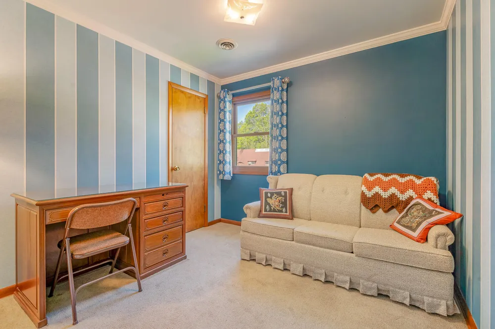 203 Mayfield Avenue Valparaiso, IN 46383