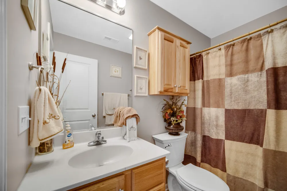 1712 E 106th Avenue Crown Point, IN 46307