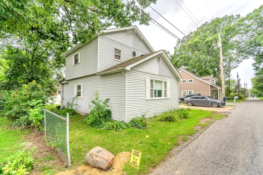 7225 W 136th Lane Cedar Lake, IN 46303