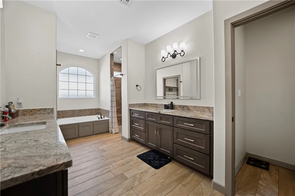 7233 Latitude Street Corpus Christi, TX 78414
