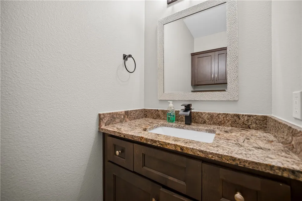 7233 Latitude Street Corpus Christi, TX 78414