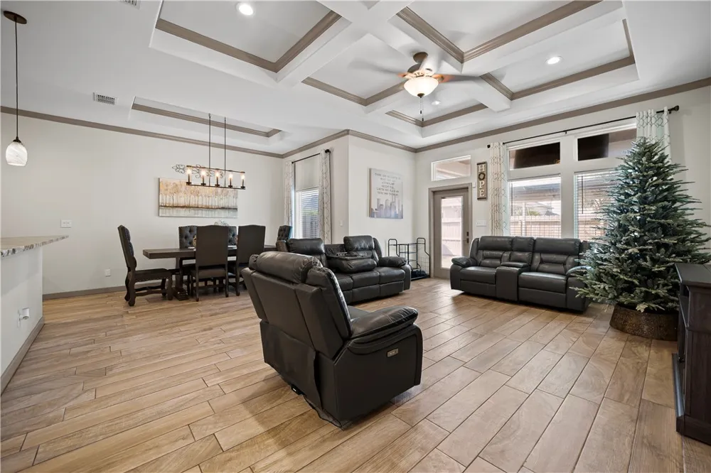 7233 Latitude Street Corpus Christi, TX 78414
