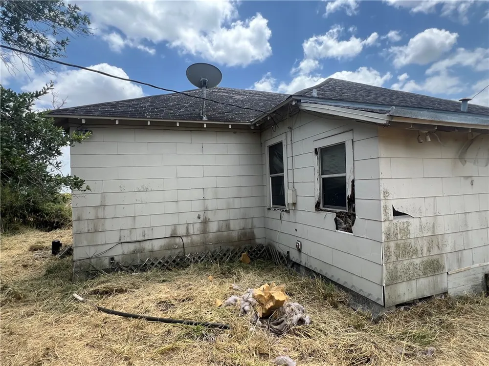309 County Road 334 Alice, TX 78332