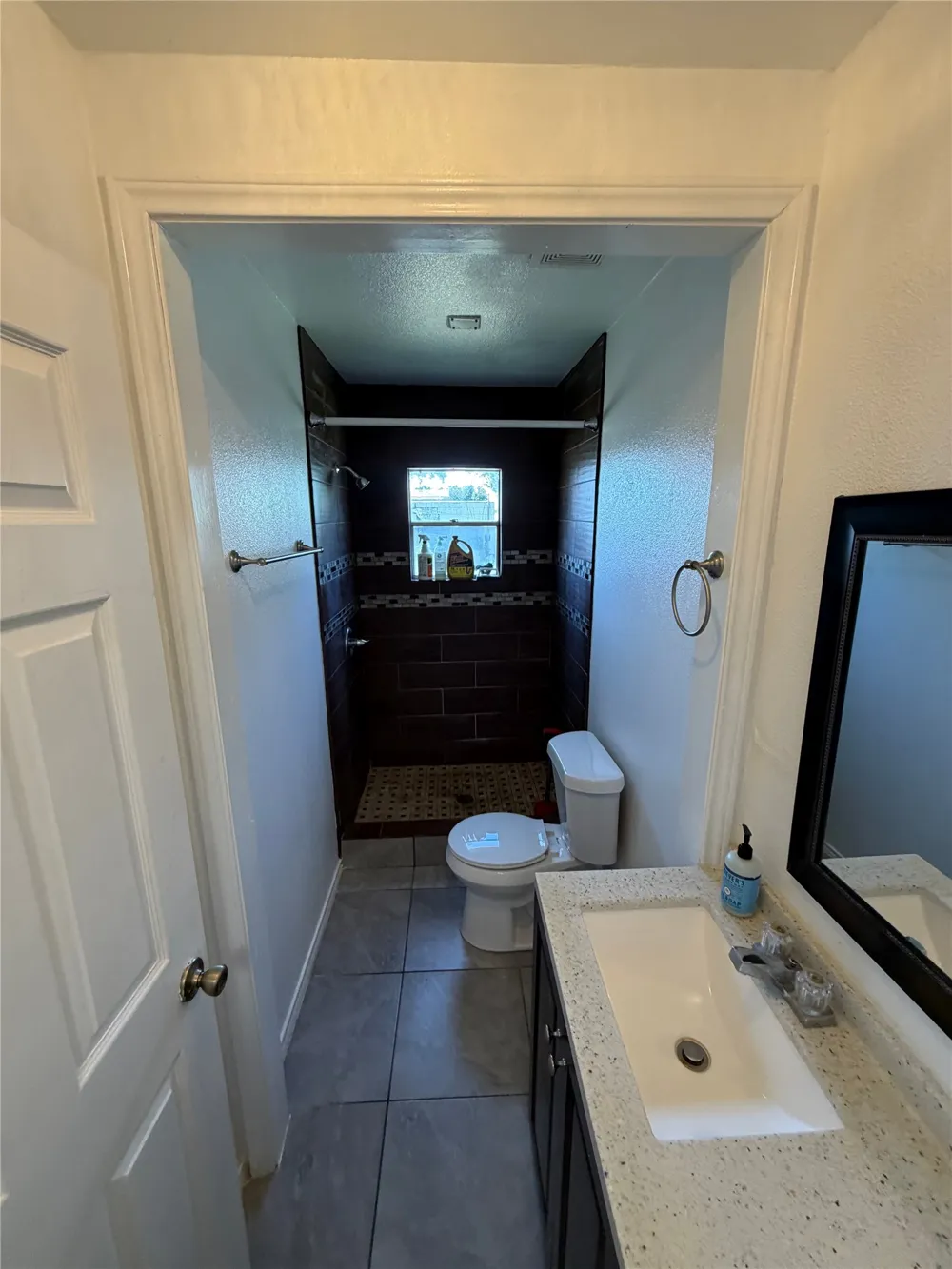 211 Shaw Street #A Taylor, TX 76574