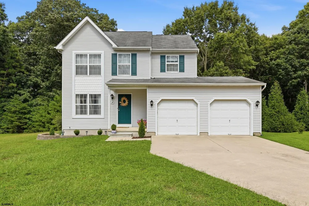 24 Churchill Dr Millville, NJ 08332