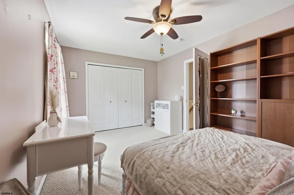 24 Churchill Dr Millville, NJ 08332