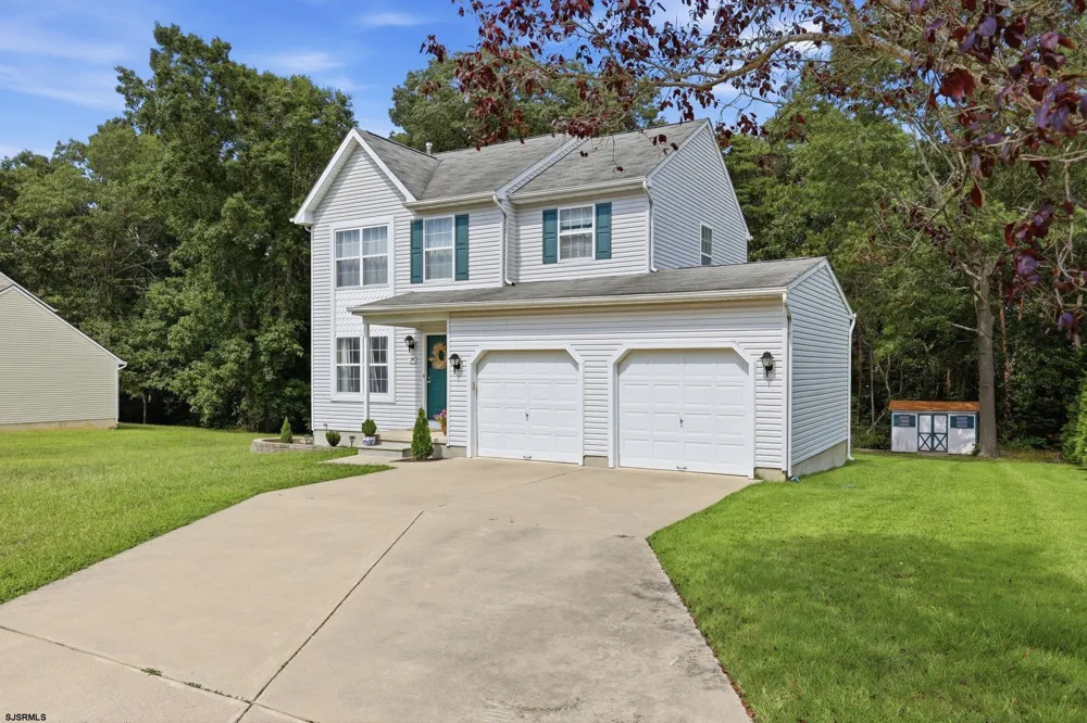 24 Churchill Dr Millville, NJ 08332