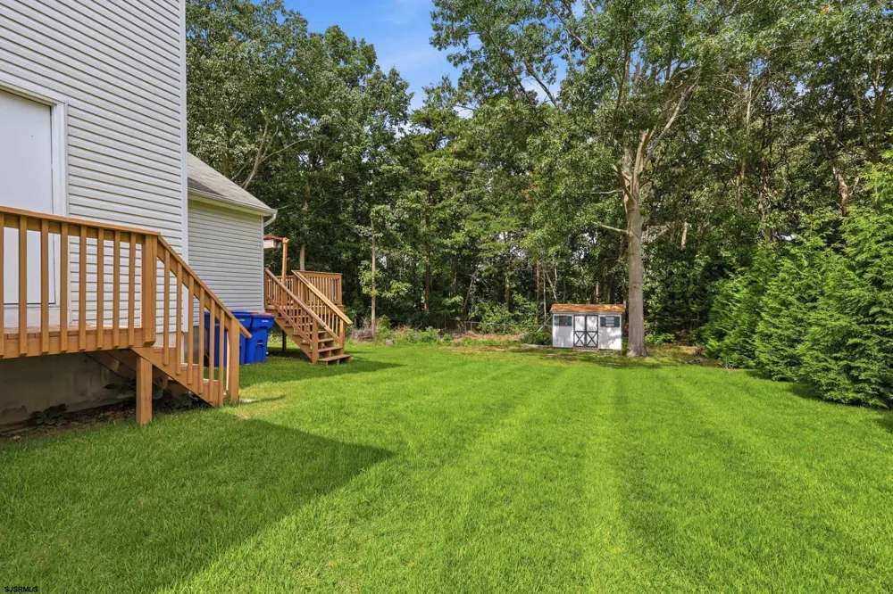 24 Churchill Dr Millville, NJ 08332