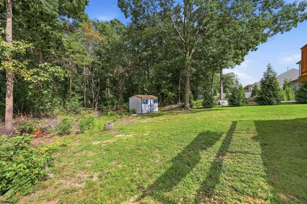 24 Churchill Dr Millville, NJ 08332