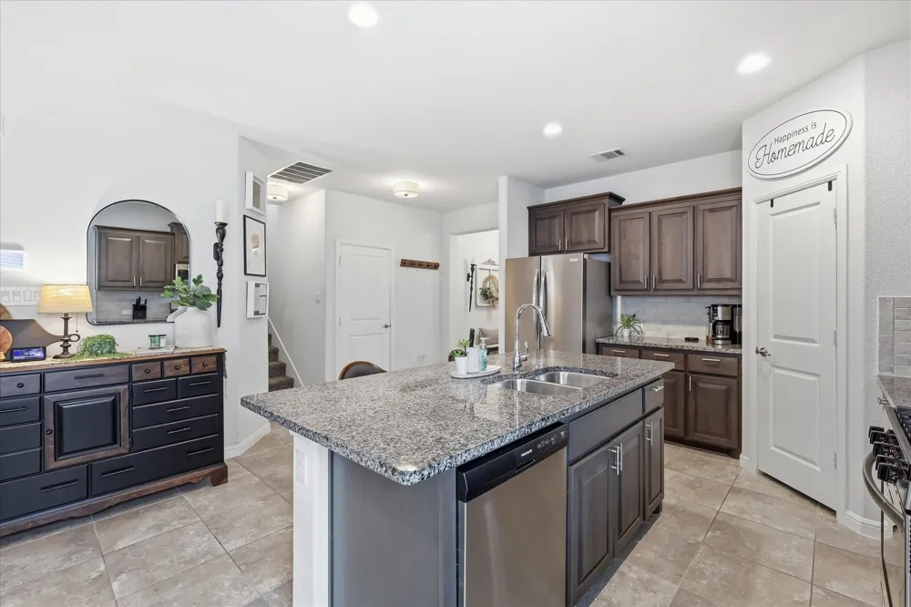 5821 stream Drive Fort Worth, TX 76137