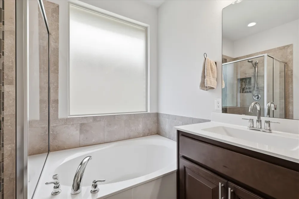 5821 stream Drive Fort Worth, TX 76137