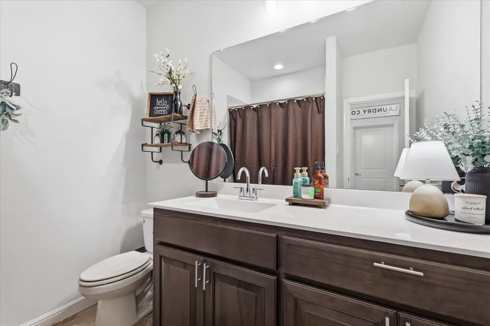 5821 stream Drive Fort Worth, TX 76137