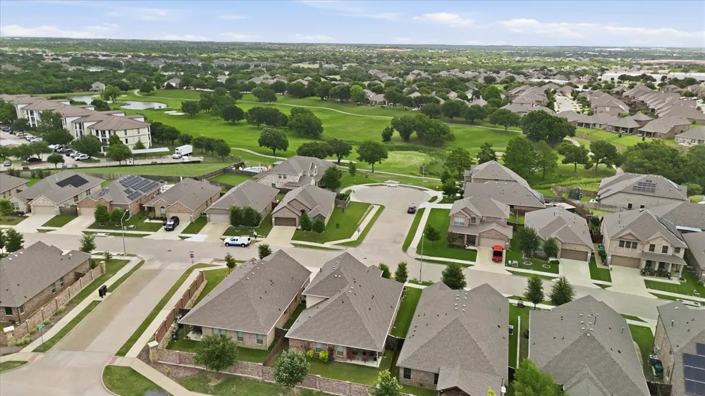5821 stream Drive Fort Worth, TX 76137
