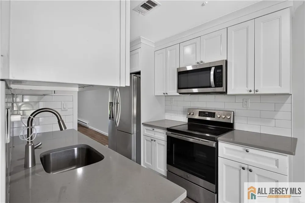 47 Wild Turkey Way #A Manalapan, NJ 07726