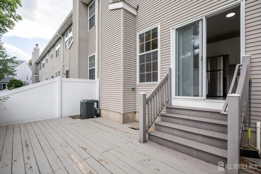 1301 Dahlia Circle South Brunswick, NJ 08810