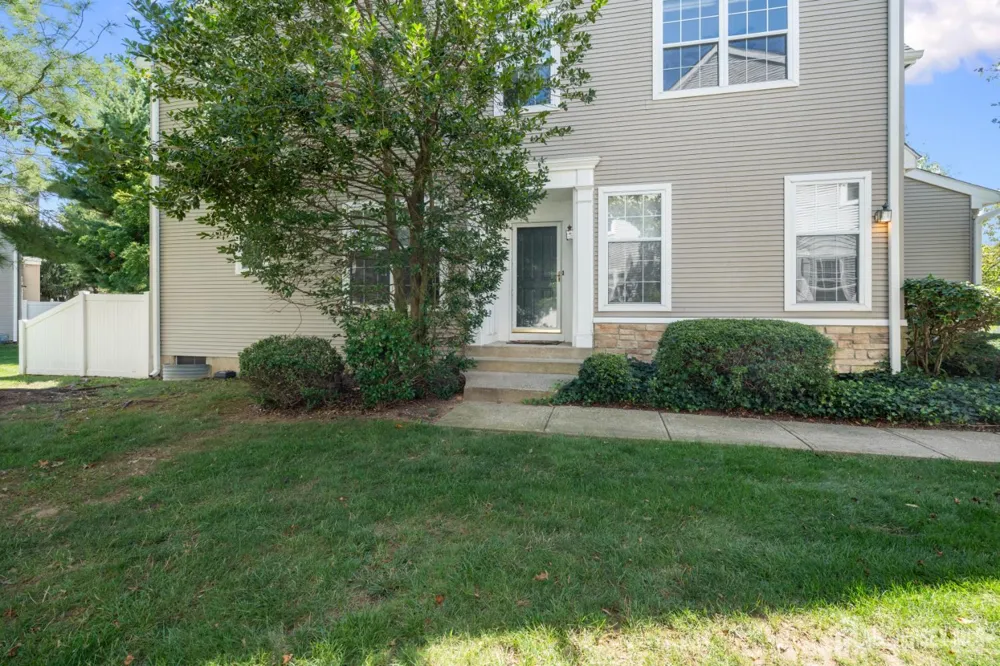 1301 Dahlia Circle South Brunswick, NJ 08810