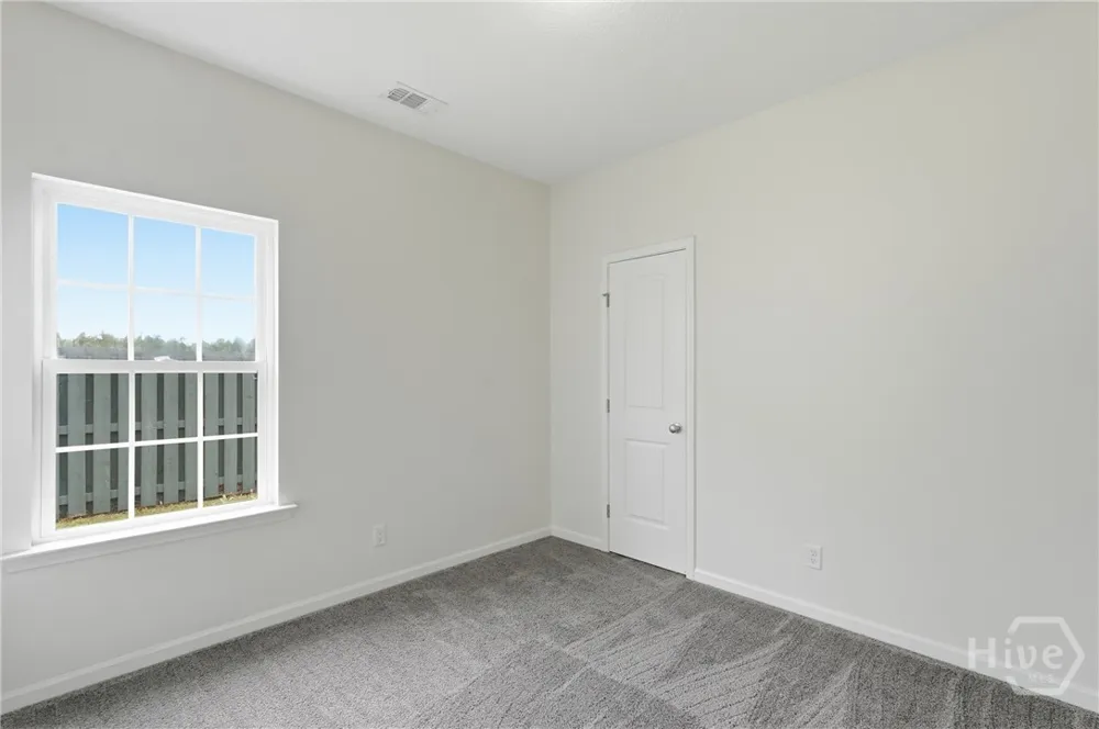 369 Brightleaf Circle Hinesville, GA 31313
