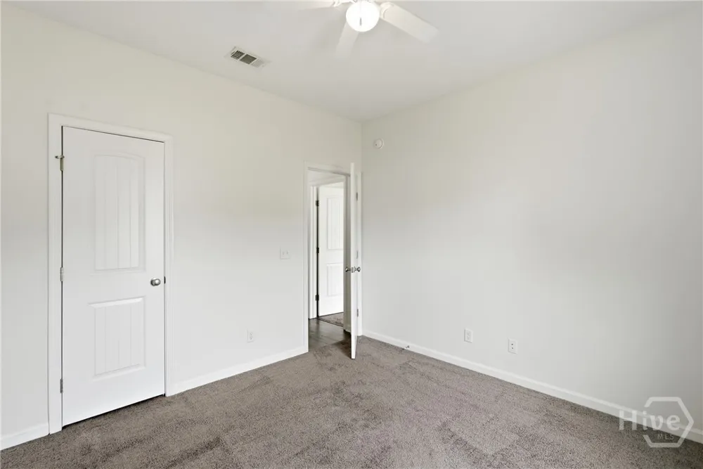 369 Brightleaf Circle Hinesville, GA 31313