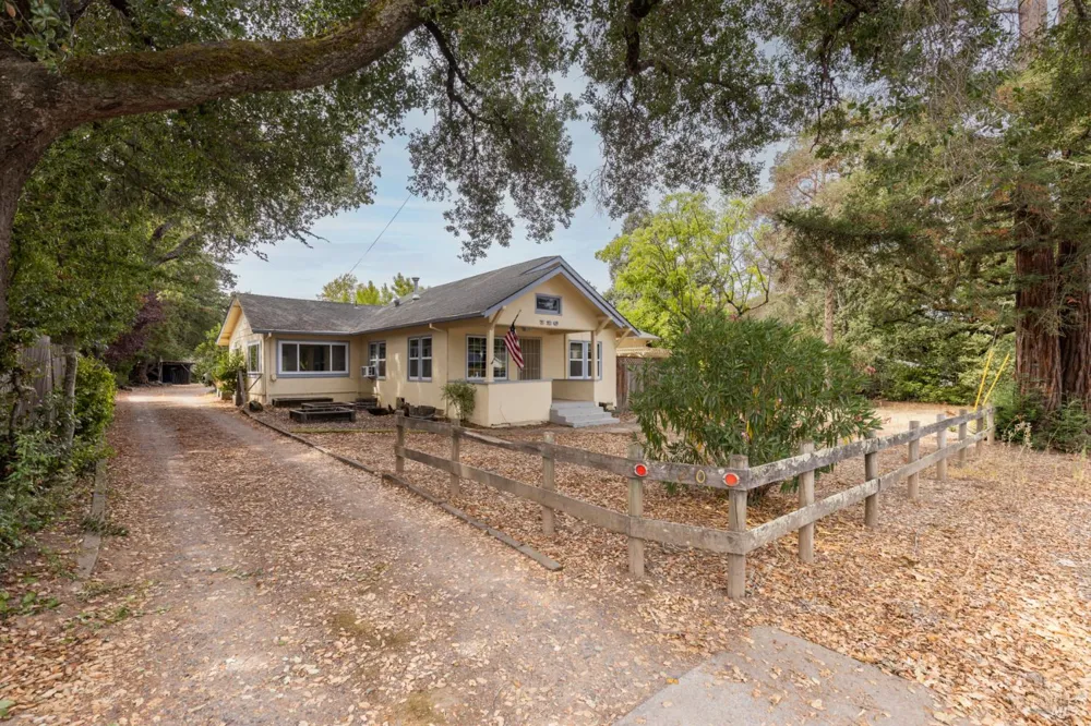 720 Windsor River Road Windsor, CA 95492