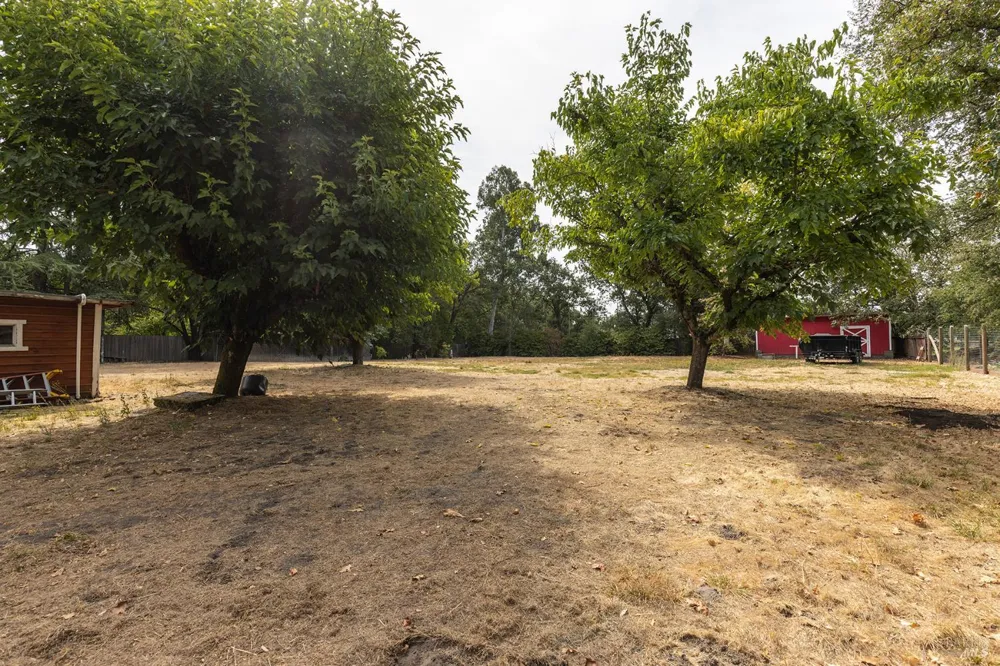 720 Windsor River Road Windsor, CA 95492