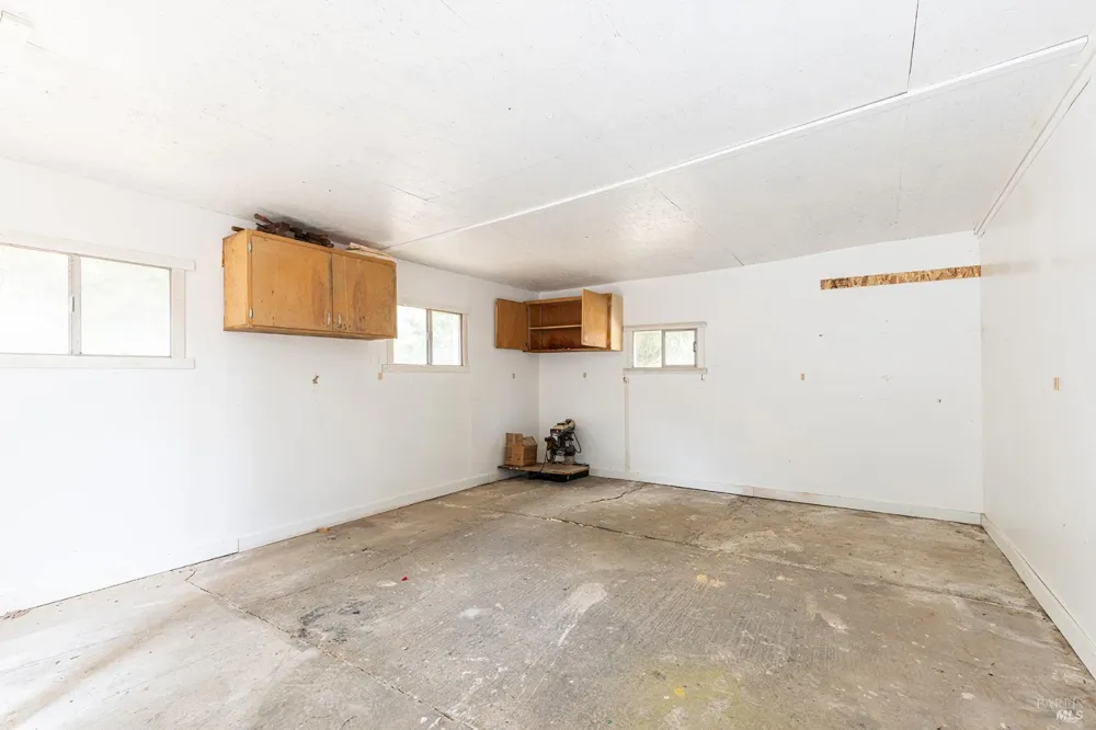 720 Windsor River Road Windsor, CA 95492