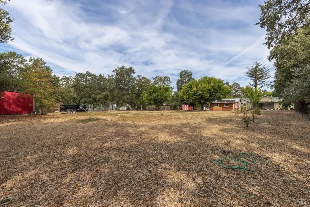 720 Windsor River Road Windsor, CA 95492