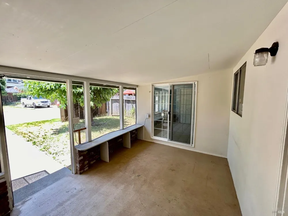 1815 Park Street St. Helena, CA 94574