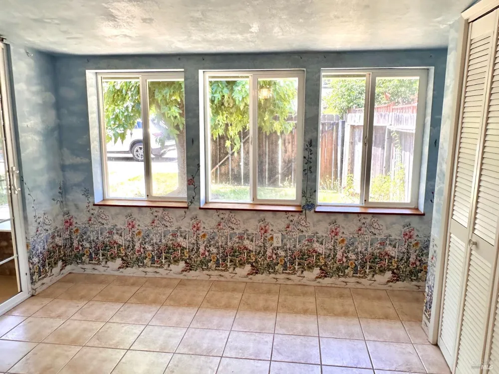 1815 Park Street St. Helena, CA 94574