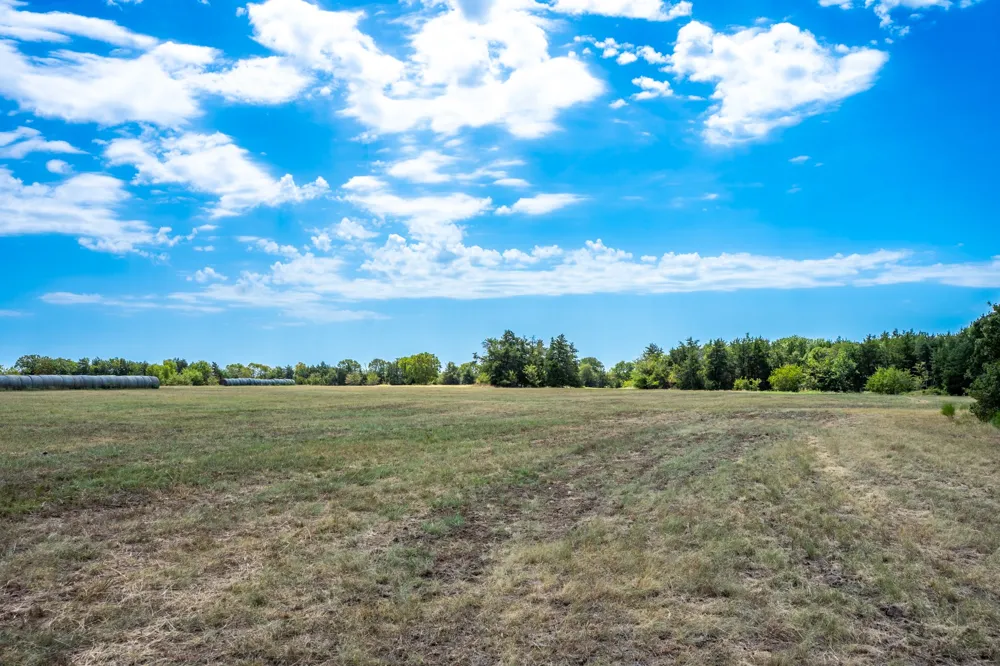County Road 2615 Ivanhoe, TX 75447
