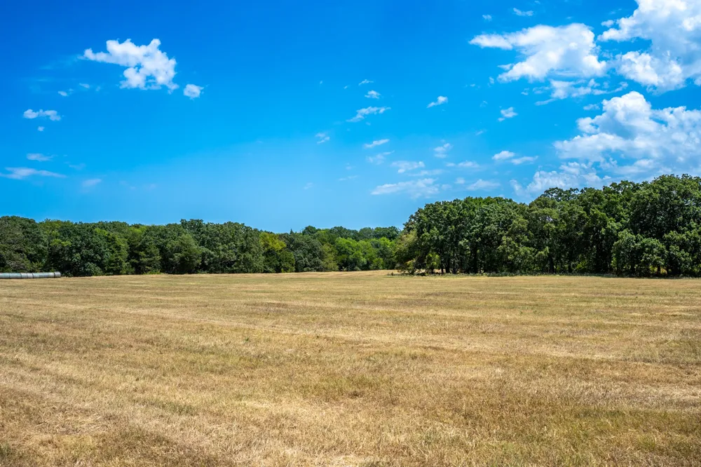 County Road 2615 Ivanhoe, TX 75447