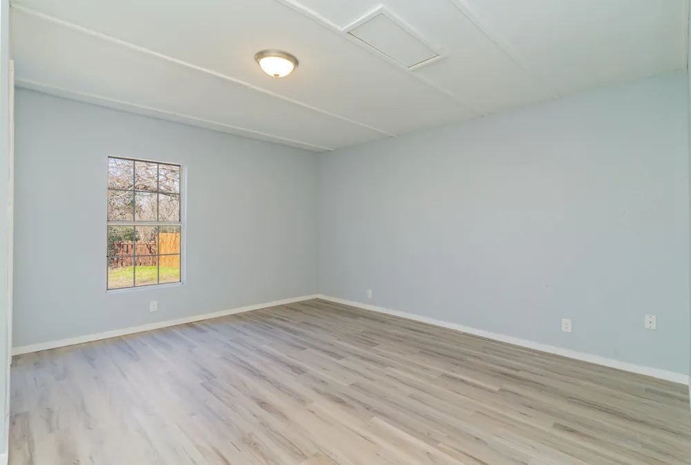 4739 Stokes Street Dallas, TX 75216