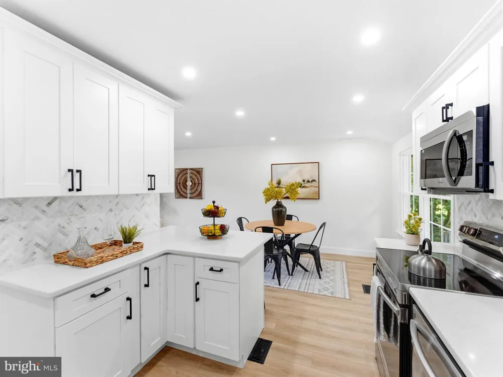 422 BIRCH DRIVE Mickleton, NJ 08056