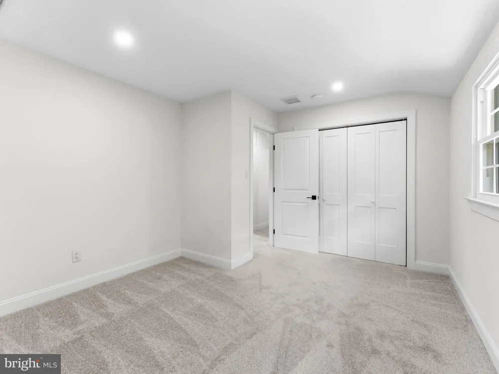 422 BIRCH DRIVE Mickleton, NJ 08056