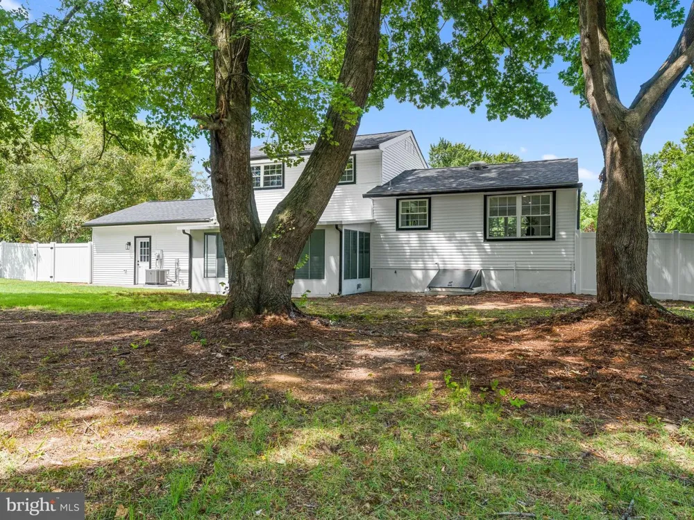422 BIRCH DRIVE Mickleton, NJ 08056