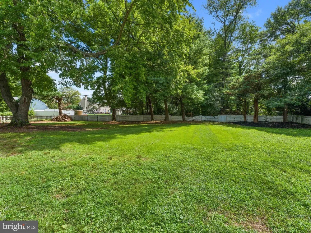 422 BIRCH DRIVE Mickleton, NJ 08056