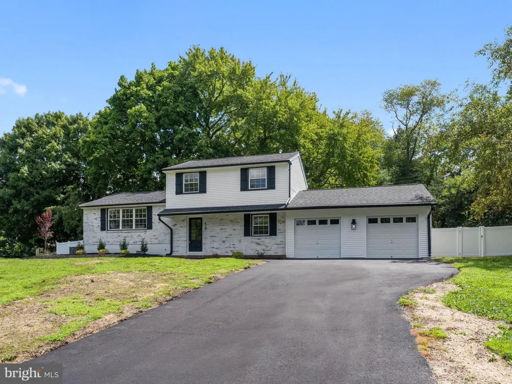422 BIRCH DRIVE Mickleton, NJ 08056