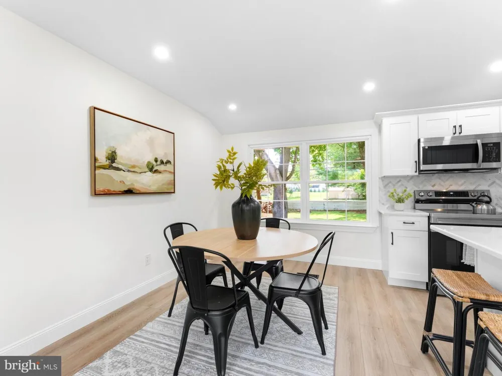 422 BIRCH DRIVE Mickleton, NJ 08056