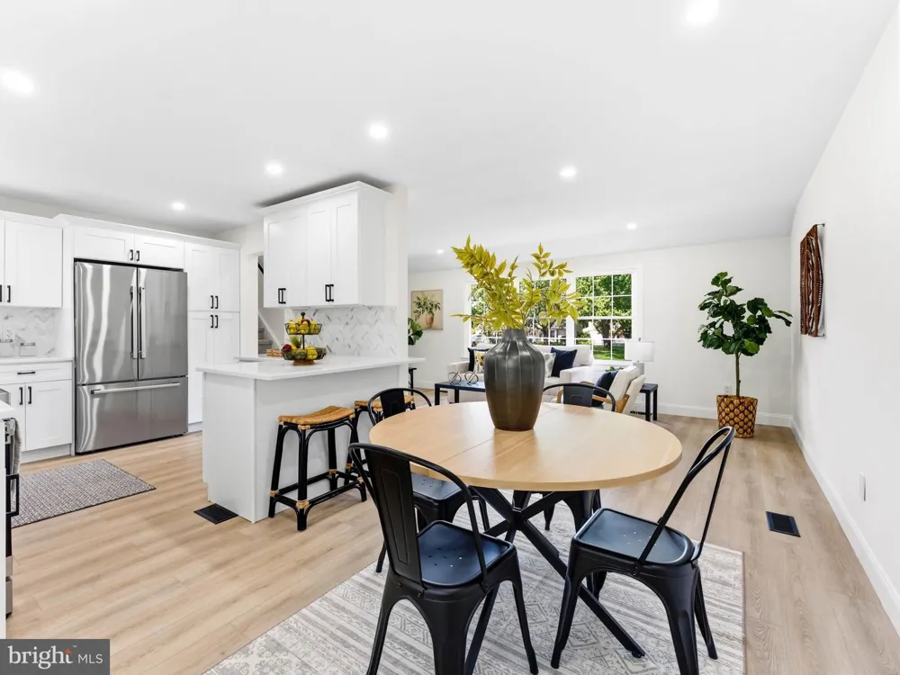 422 BIRCH DRIVE Mickleton, NJ 08056