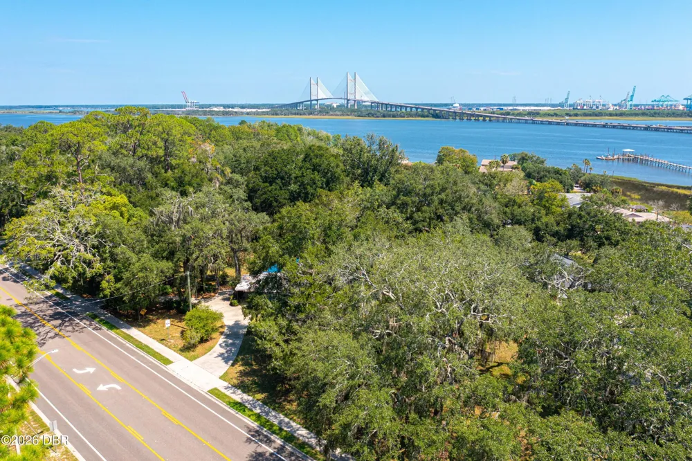 8443 Fort Caroline Road Jacksonville, FL 32277