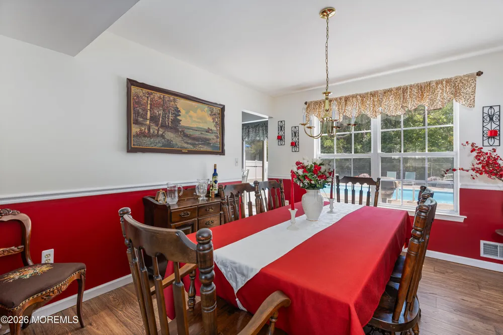 67 S Pier Brick, NJ 08723
