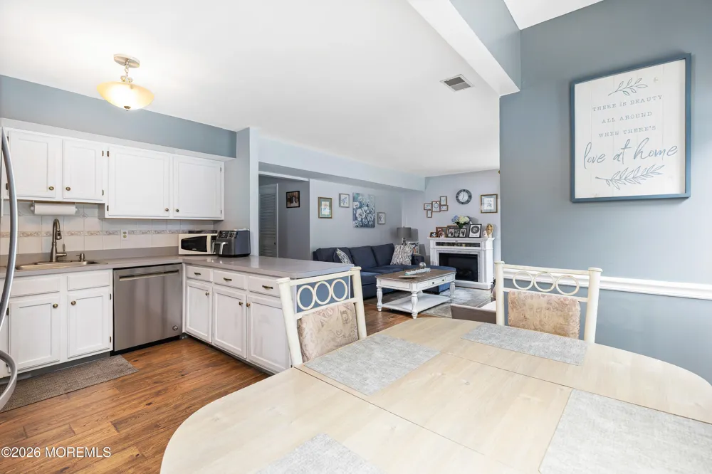 67 S Pier Brick, NJ 08723