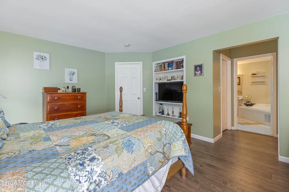 67 S Pier Brick, NJ 08723