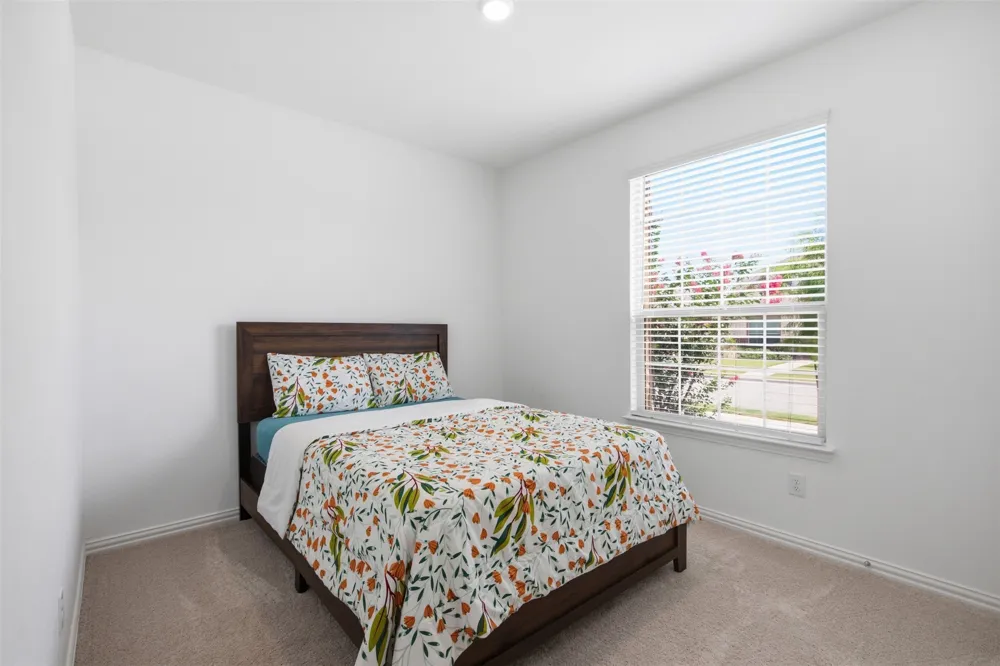1121 Western Yarrow Avenue Justin, TX 76247