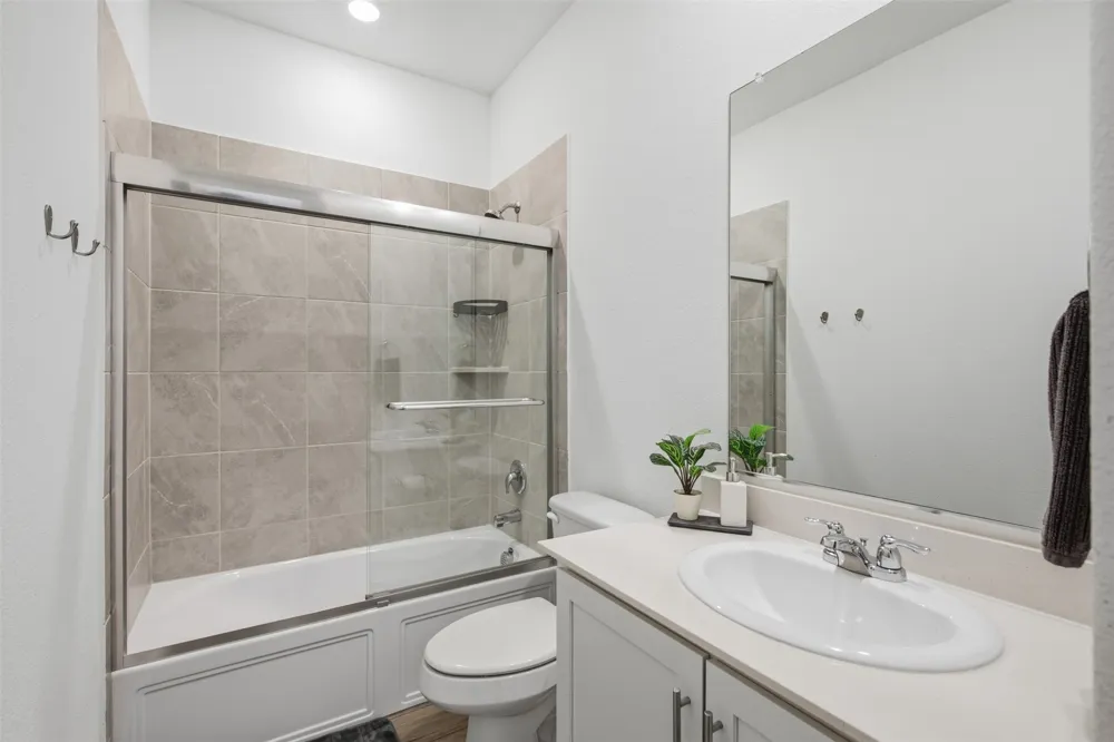 1121 Western Yarrow Avenue Justin, TX 76247
