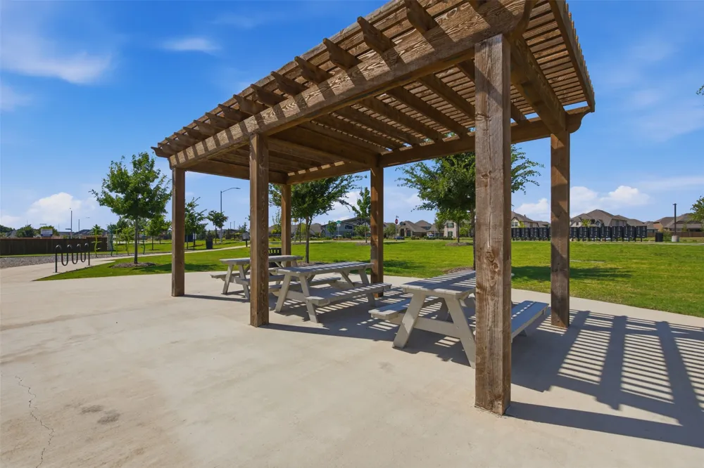1121 Western Yarrow Avenue Justin, TX 76247