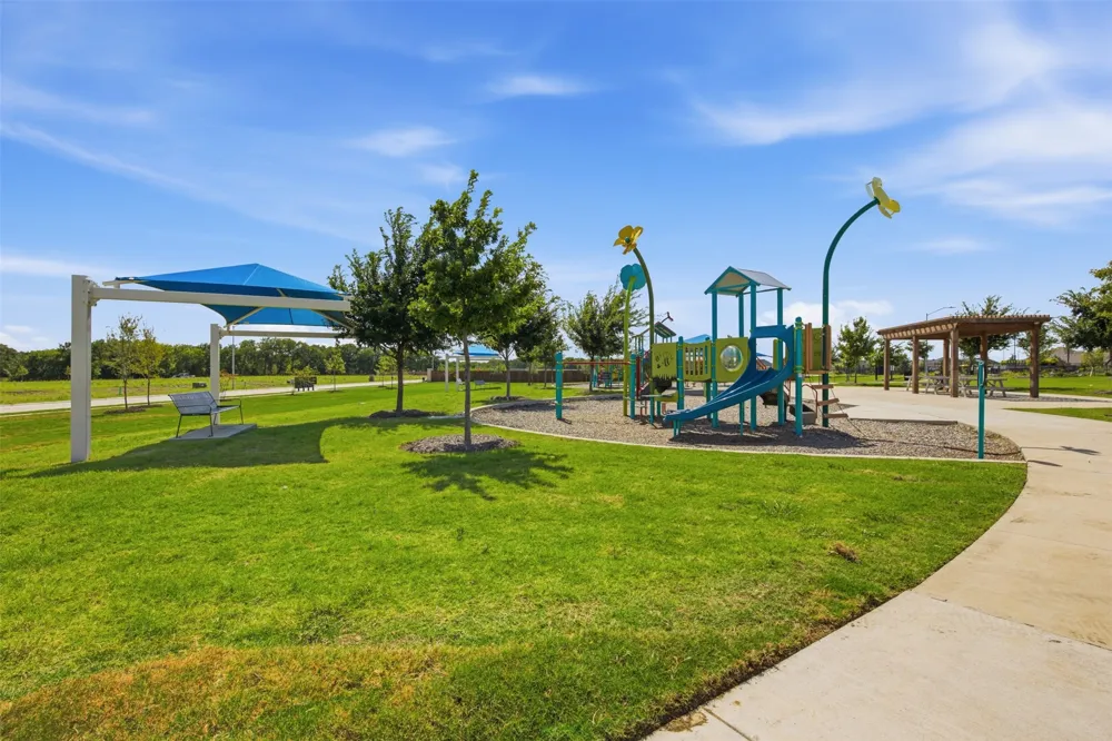 1121 Western Yarrow Avenue Justin, TX 76247